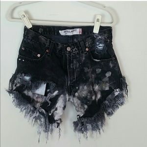 VINTAGE LEVI 505 CUTOFF SHORTS